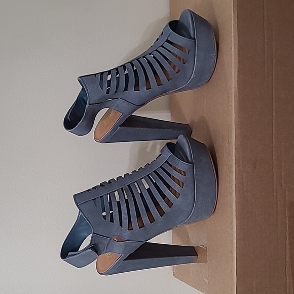Speed Limit 98 Blue Platform Heels size 10 - Picture 4 of 11